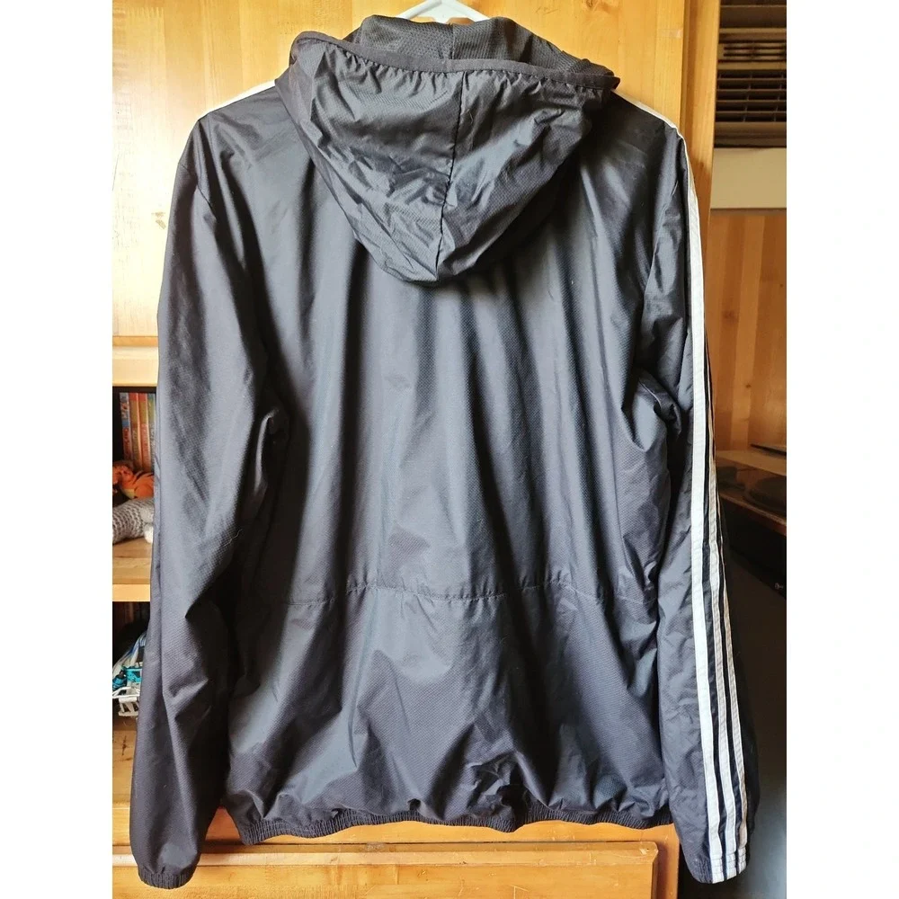 Men's Adidas Essential Black Windbreaker With Mesh Lining, Sz M.